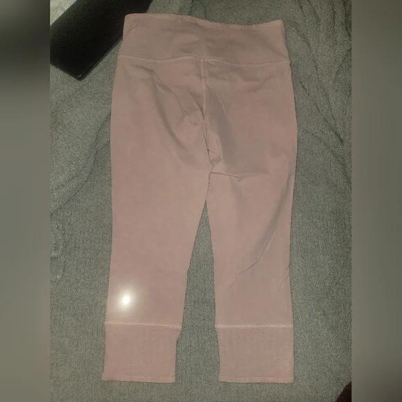 Lululemon Athletica Wunder Under Crop HR 23" Rib Size 12 - Picture 5 of 6